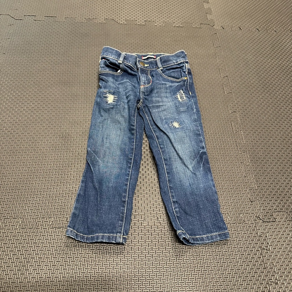 3/24$ Tommy Hilfiger Toddler Distressed Blue Jeans with Stitching size 2T